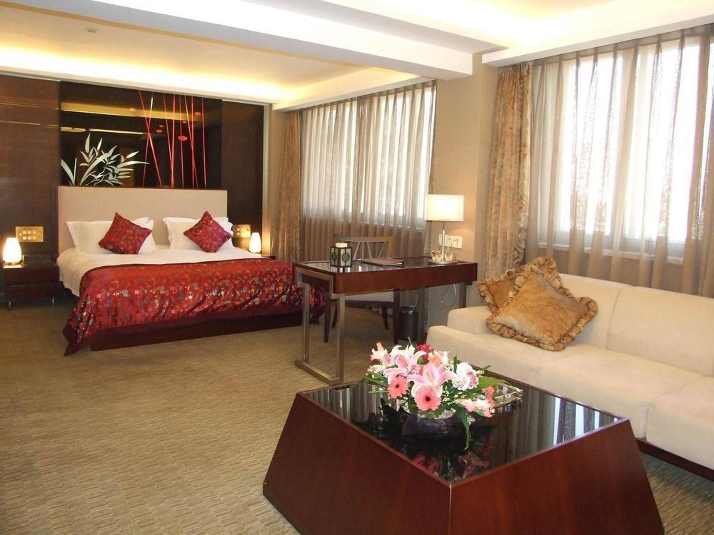 Radius International Hotel Swan Shanghai Eksteriør billede